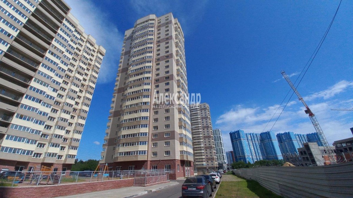 Продажа квартиры Парголово, Заречная, 13 к. 4. Стоимость 9 200 тыс.р. Общая  площадь 53 м?.