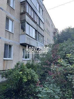 Продажа квартиры Октябрьская, 122к5
