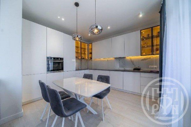 Продажа квартиры Героев, 35