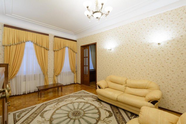Продажа квартиры Смольный, 6