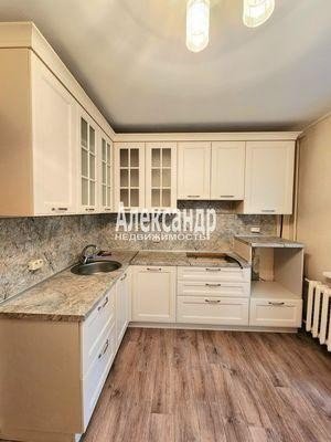 Продажа квартиры Кириши, Волховская, 36