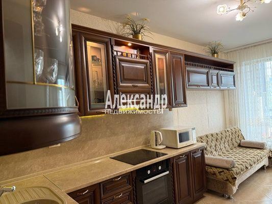 Продажа квартиры Композиторов, 12