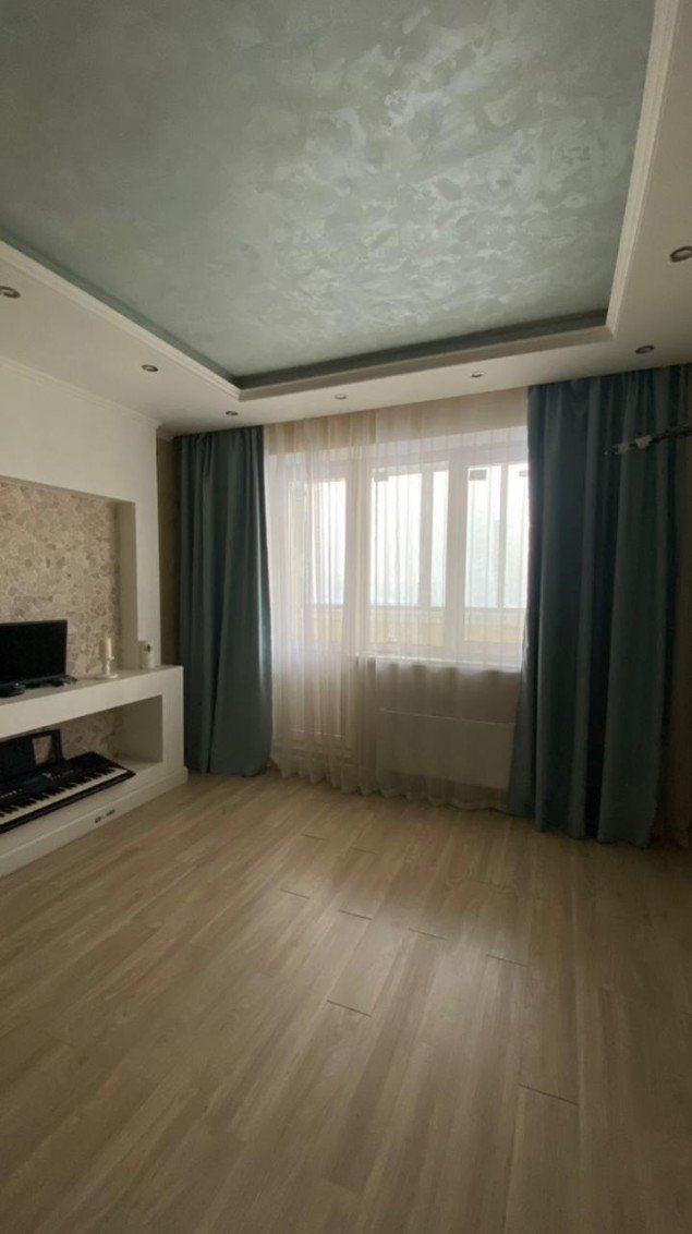 Продажа квартиры Островцы, 1