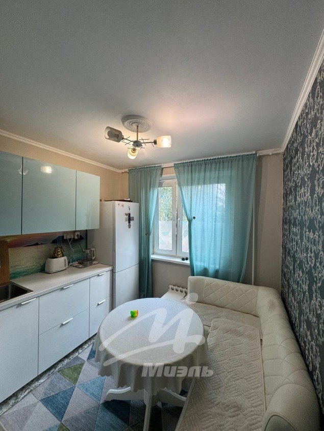 Продажа квартиры Новодрожжино, 11