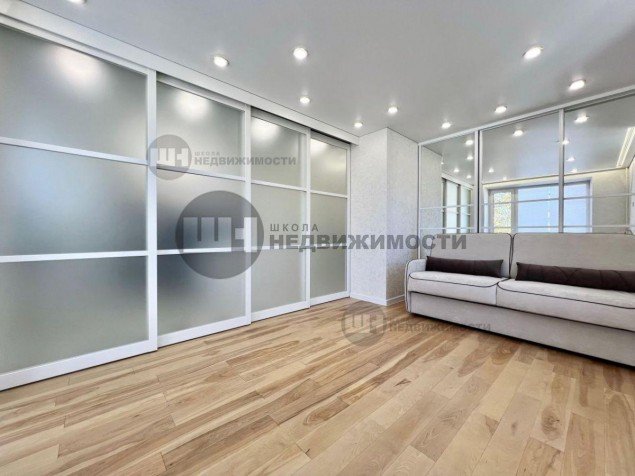 Продажа квартиры Петергоф, Санкт-Петербургское, 63