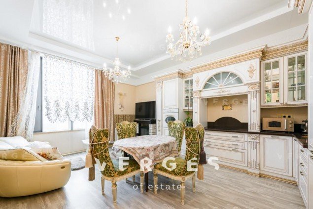 Продажа квартиры Мосфильмовская, 8
