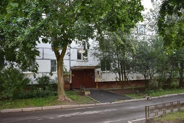 Продажа квартиры Коммунар, Бумажников, 7