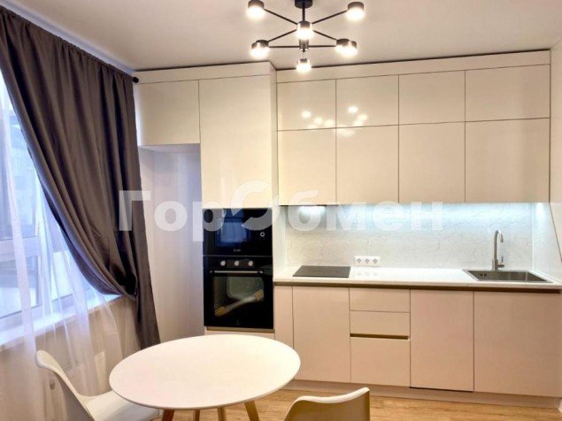 Продажа квартиры Нововатутинская 3-я, 15к1