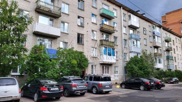 Продажа квартиры Кронштадт, Восстания, 74