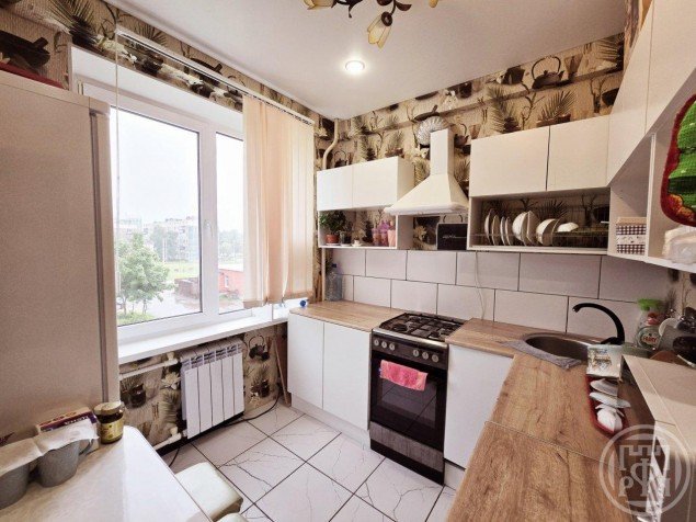 Продажа квартиры Русско-Высоцкое, 10