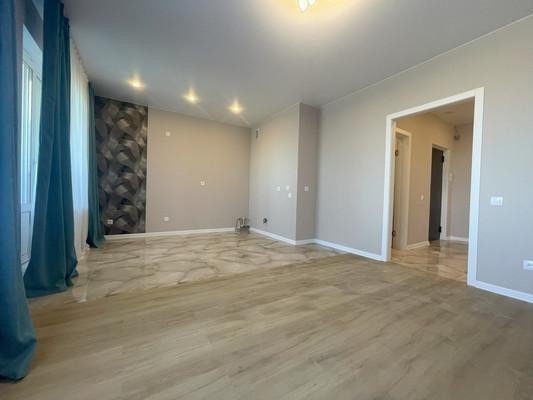 Продажа квартиры Куттузи, Уланская, 1