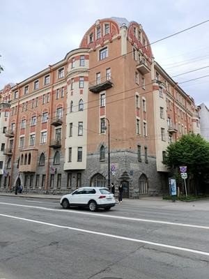 Продажа квартиры Каменноостровский, 67