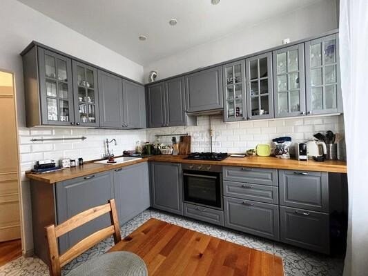 Продажа квартиры Стратонавтов, 9