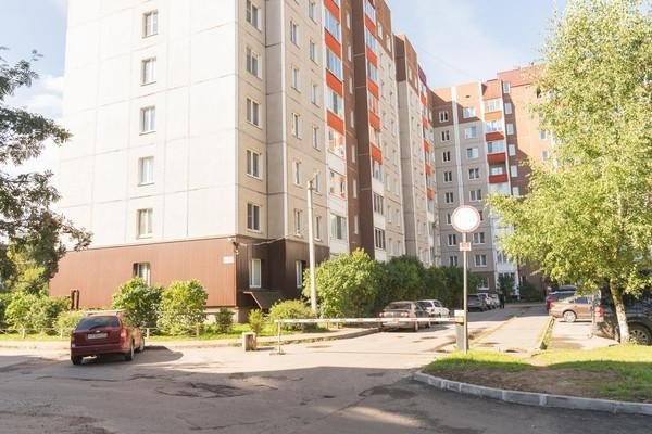 Продажа квартиры Гатчина, Красных Военлетов, 9к1