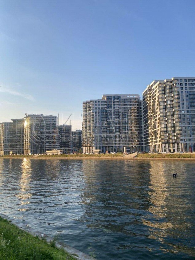 Продажа квартиры Маршала Захарова, 8