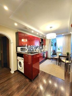 Продажа квартиры Кириши, Строителей, 40