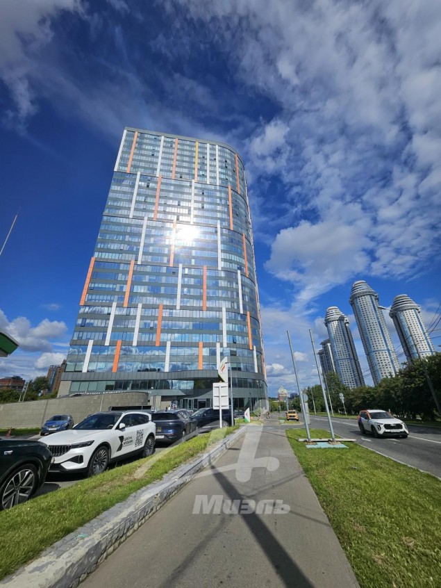 Продажа квартиры Мосфильмовская, 74 к. Б