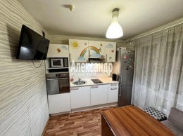Маршала Казакова, 44к1