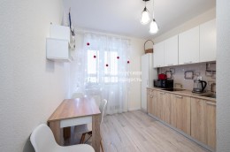 Русановская, 18к6к1