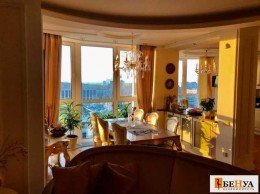 Ленсовета, 43к3