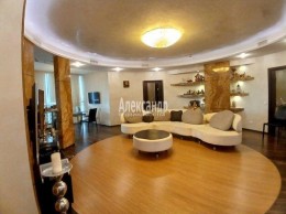 Варшавская, 23к2