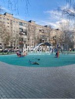 Солидарности, 13к2