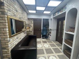 Александровской Фермы, 8