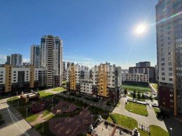 Среднерогатская, 9