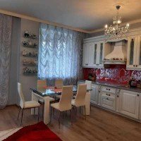 Новозаводская, 8