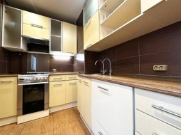 Загребский, 39к2