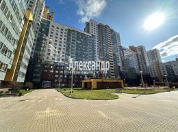 Среднерогатская, 9