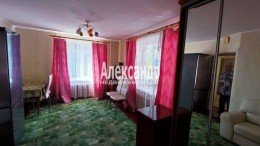 Кировск, Маяковского, 5