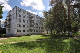 Ретюнь, Центральная, 3