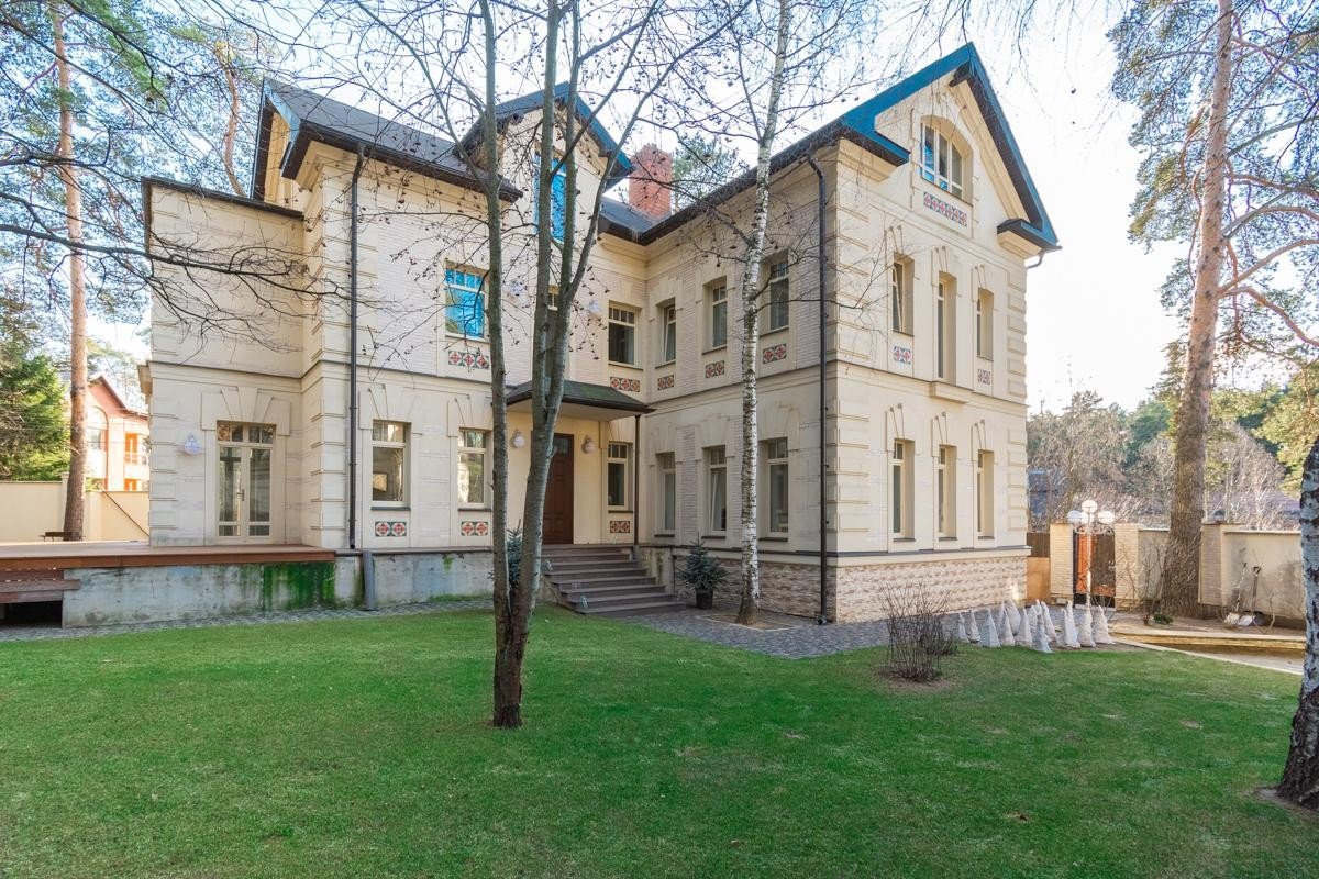 Продажа загородного дома Кубинка. Стоимость 222 625 тыс.р. Площадь 480 м?.