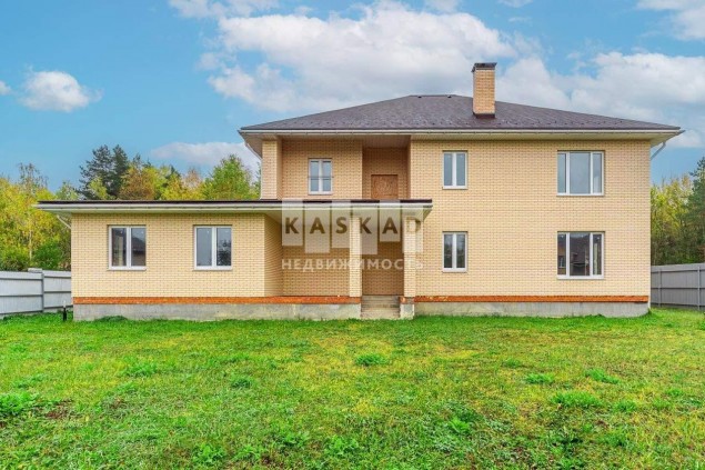 Продажа загородного дома Поповка, Изумрудная, 12