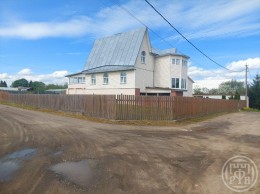Гостилицы, Верхняя