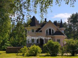 Ларионово, Цветочная