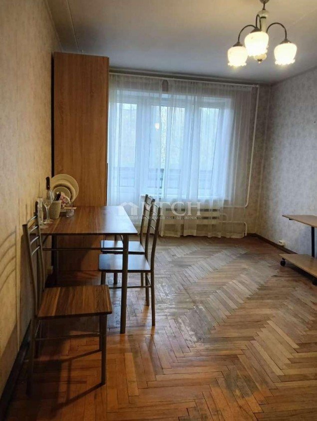 Продажа комнаты Медиков, 11