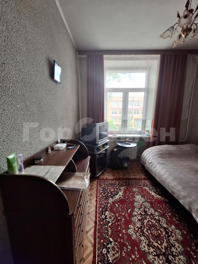 Продажа комнаты Юных Ленинцев, 33