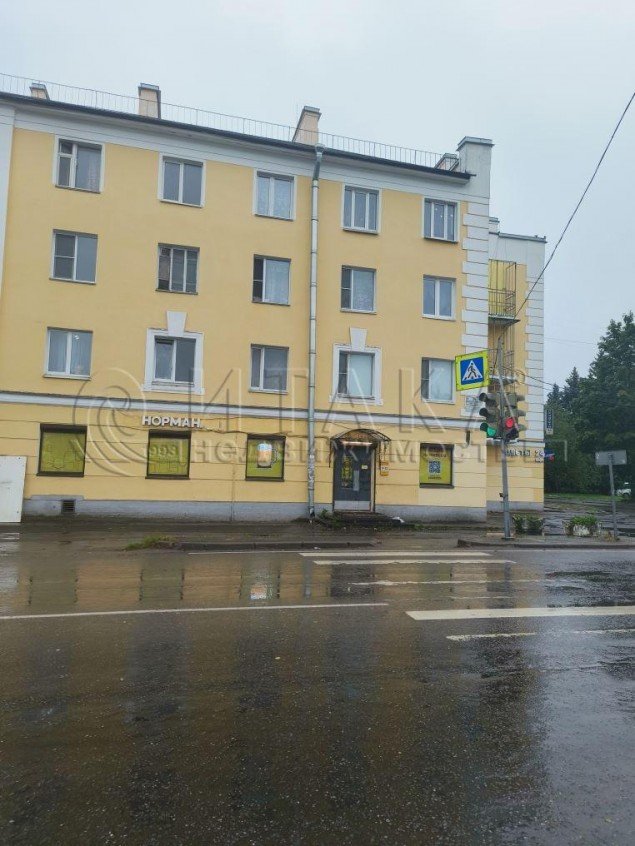 Продажа комнаты Гатчина, Красноармейский, 26