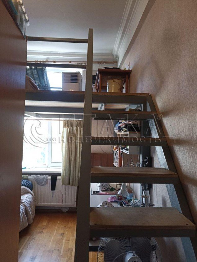 Продажа комнаты Благодатная, 40