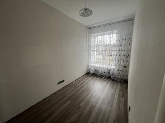 Продажа комнаты Подъездной, 17