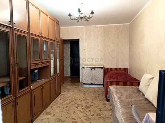 Продажа комнаты Беловежская, 21