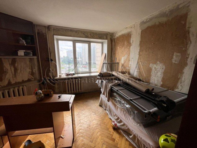 Продажа комнаты Софийская, 50