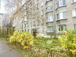 Матроса Железняка, 3