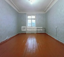 Красное Село, Гвардейская, 5